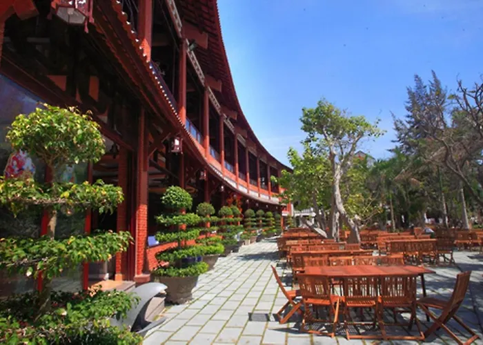 Peace & Hung Phat 2 Restaurant Mui Ne *