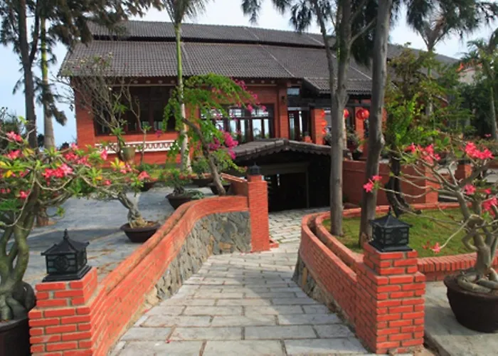 Peace & Hung Phat 2 Restaurant Mui Ne Отель *