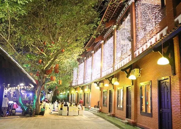 Peace & Hung Phat 2 Restaurant Mui Ne